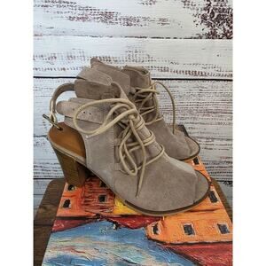 Bella Vita Almond Taupe Suede lace up Open toe shoe size 8.5 NIB